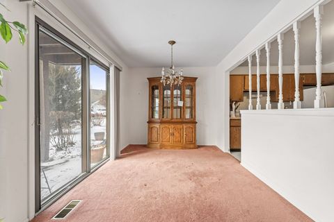 Tiny photo for 328 Woodbury Court #B1, Schaumburg, IL 60193 (MLS # 12538539)