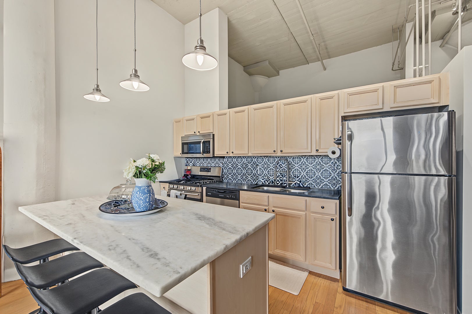 1524 S Sangamon Street 704S
