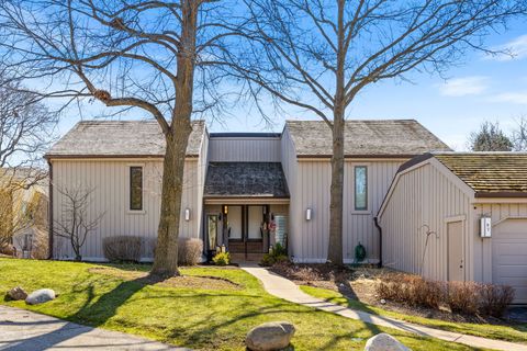 97 W Thornhill Lane A Lake Barrington IL 60010