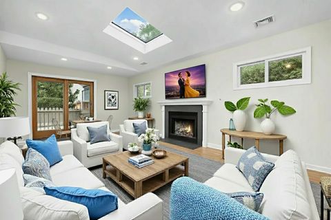 Tiny photo for 445 W Dorset Avenue, Palatine, IL 60067 (MLS # 12527839)