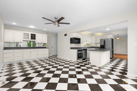 Tiny photo for 445 W Dorset Avenue, Palatine, IL 60067 (MLS # 12527839)