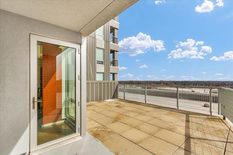 Tiny photo for 301 N Neil Street #608, Champaign, IL 61820 (MLS # 12577636)