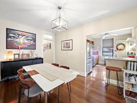 Tiny photo for 2956 N CLARK Street #2, Chicago, IL 60657 (MLS # 12545034)