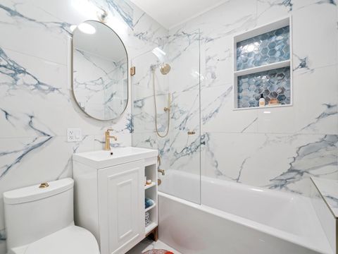 Tiny photo for 2956 N CLARK Street #2, Chicago, IL 60657 (MLS # 12545034)