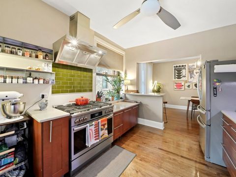 Tiny photo for 2956 N CLARK Street #2, Chicago, IL 60657 (MLS # 12545034)