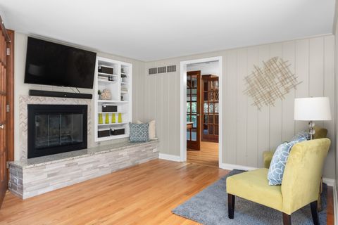 Tiny photo for 4416 Seeley Avenue, Downers Grove, IL 60515 (MLS # 12474251)