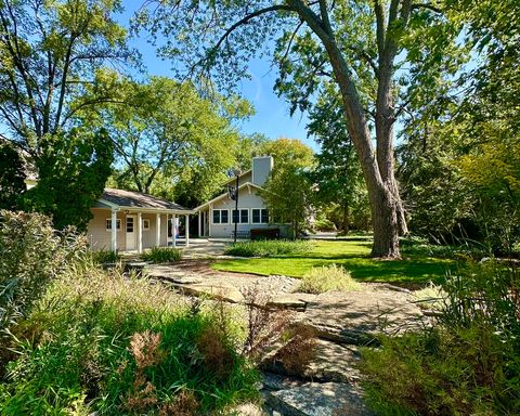 Tiny photo for 4416 Seeley Avenue, Downers Grove, IL 60515 (MLS # 12474251)