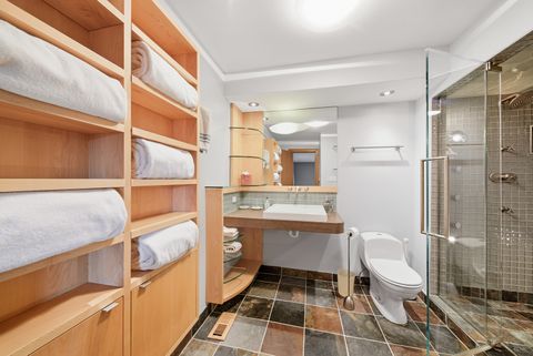 Tiny photo for 607 Berkshire Court, Downers Grove, IL 60516 (MLS # 12464168)