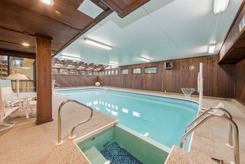 Tiny photo for 607 Berkshire Court, Downers Grove, IL 60516 (MLS # 12464168)