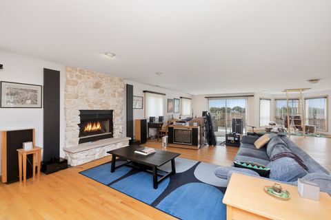 Tiny photo for 607 Berkshire Court, Downers Grove, IL 60516 (MLS # 12464168)