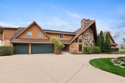 607 Berkshire Court Downers Grove IL 60516