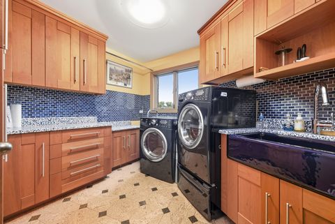 Tiny photo for 607 Berkshire Court, Downers Grove, IL 60516 (MLS # 12464168)