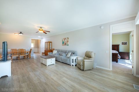 Tiny photo for 2661 Venetian Lane, Elgin, IL 60124 (MLS # 12626871)