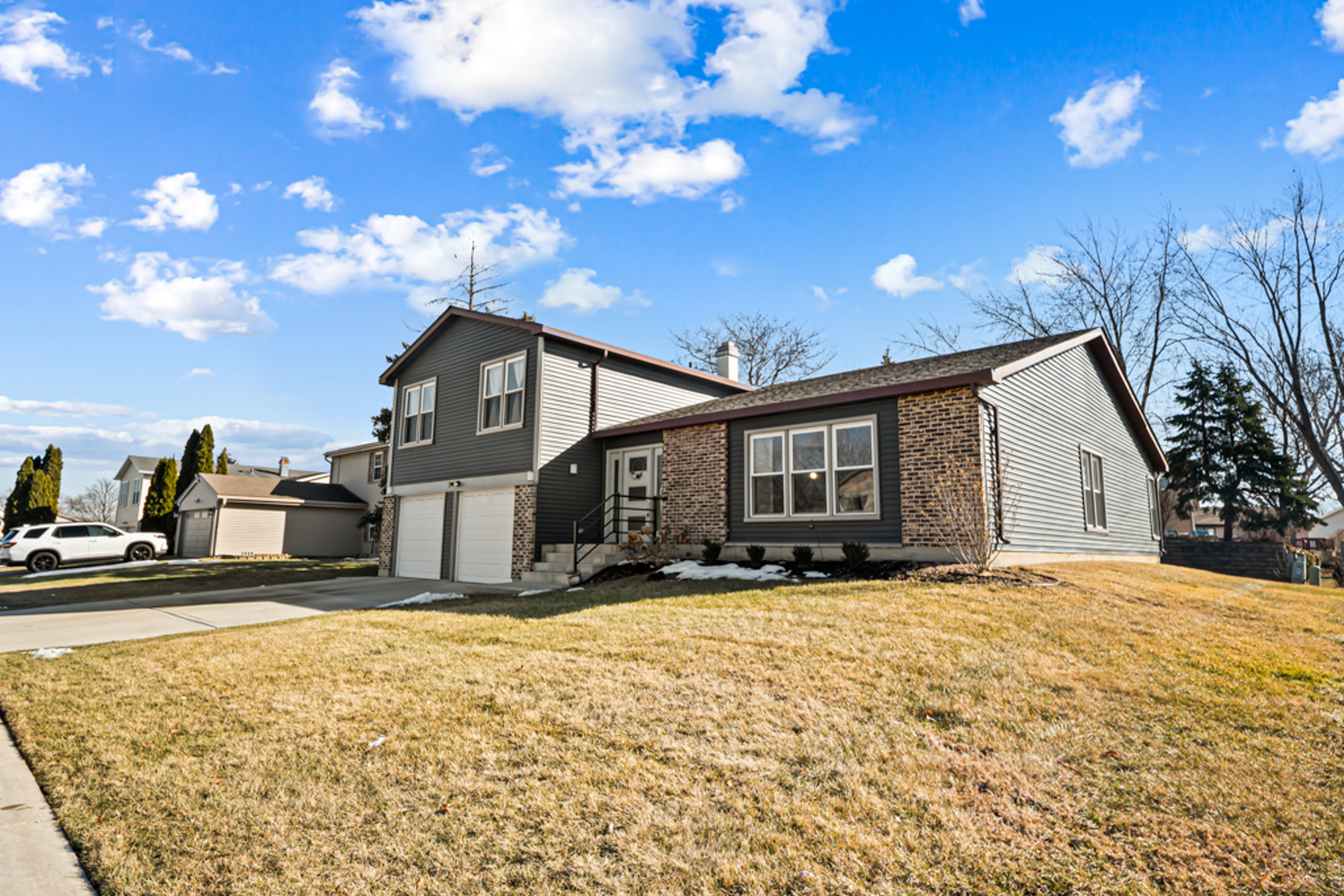 51 W Stevenson Drive