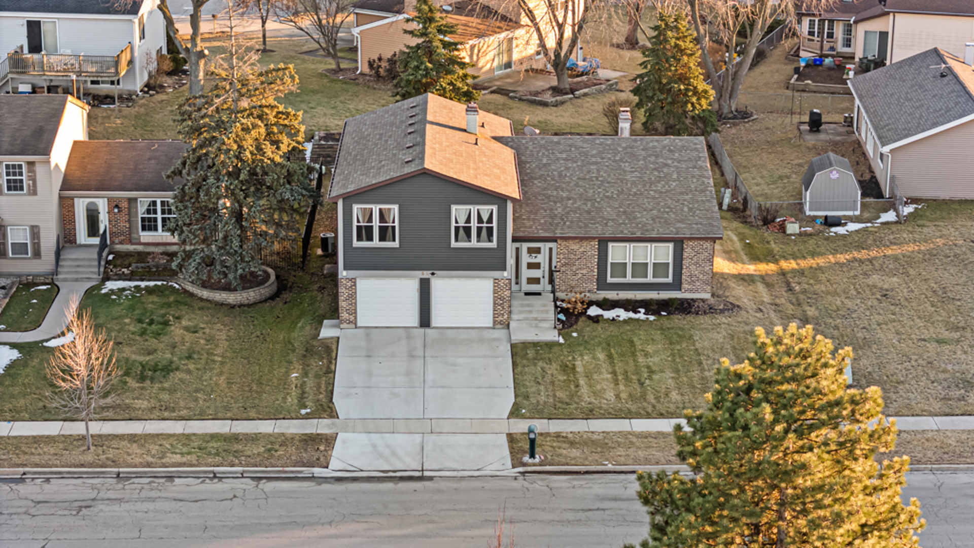 51 W Stevenson Drive