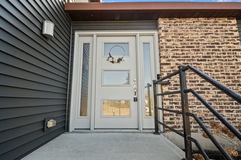 Tiny photo for 51 W Stevenson Drive, Glendale Heights, IL 60139 (MLS # 12569697)