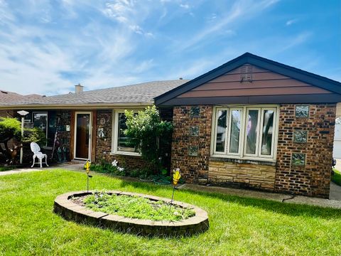 Tiny photo for 2334 S 10th Avenue, North Riverside, IL 60546 (MLS # 12554771)