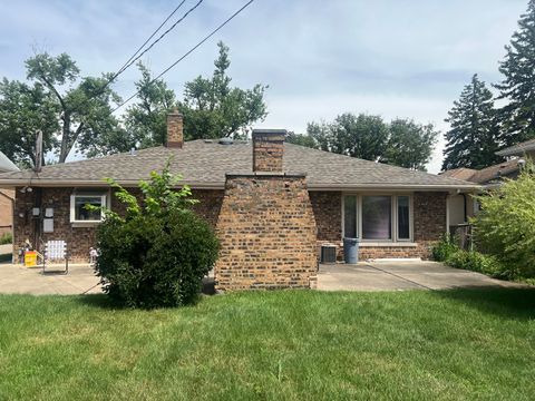Tiny photo for 2334 S 10th Avenue, North Riverside, IL 60546 (MLS # 12554771)