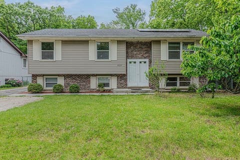 Tiny photo for 2729 Lowery Court, Zion, IL 60099 (MLS # 12665895)