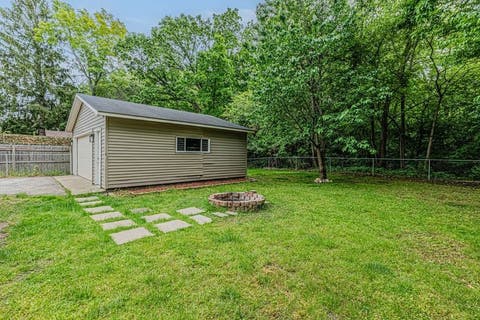 Tiny photo for 2729 Lowery Court, Zion, IL 60099 (MLS # 12665895)
