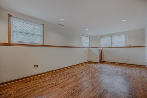 Tiny photo for 2729 Lowery Court, Zion, IL 60099 (MLS # 12665895)