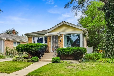 4946 N Mcvicker Avenue Chicago IL 60630