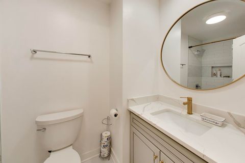 Tiny photo for 26 The Court Of Island Point, Northbrook, IL 60062 (MLS # 12627857)
