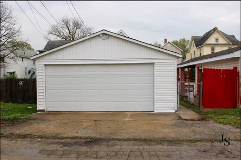 Tiny photo for 353 S 5th Avenue S, Kankakee, IL 60901 (MLS # 12479589)