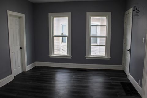 Tiny photo for 353 S 5th Avenue S, Kankakee, IL 60901 (MLS # 12479589)