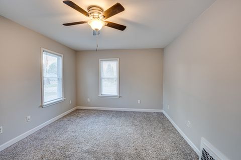 Tiny photo for 422 W 3rd Street, Sandwich, IL 60548 (MLS # 12520727)