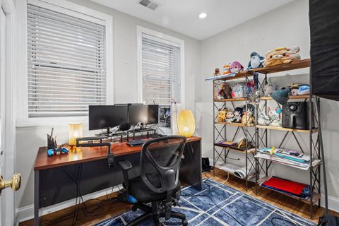Tiny photo for 2642 N Talman Avenue #1A, Chicago, IL 60647 (MLS # 12639573)