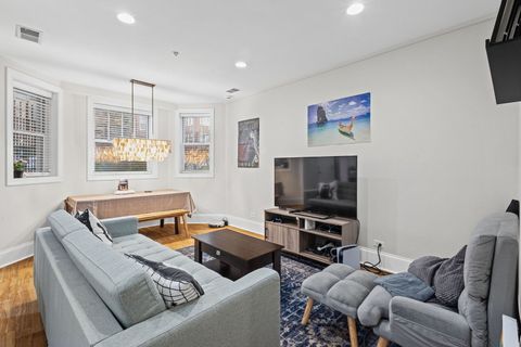 Tiny photo for 2642 N Talman Avenue #1A, Chicago, IL 60647 (MLS # 12639573)