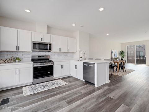 Tiny photo for 317 Summit Circle, Lombard, IL 60148 (MLS # 12497210)