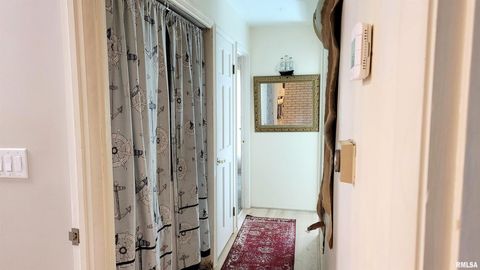 Tiny photo for 202 Westernaire Drive, Marion, IL 62959 (MLS # EB460584)