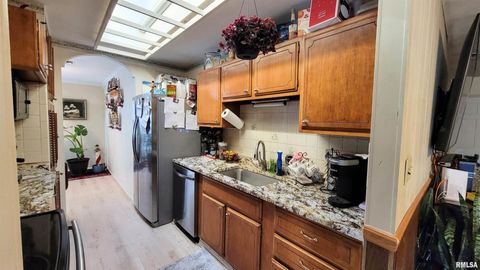 Tiny photo for 202 Westernaire Drive, Marion, IL 62959 (MLS # EB460584)