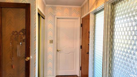 Tiny photo for 202 Westernaire Drive, Marion, IL 62959 (MLS # EB460584)