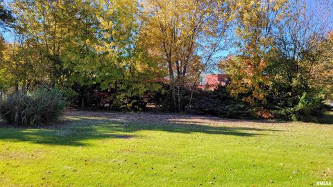 Tiny photo for 202 Westernaire Drive, Marion, IL 62959 (MLS # EB460584)