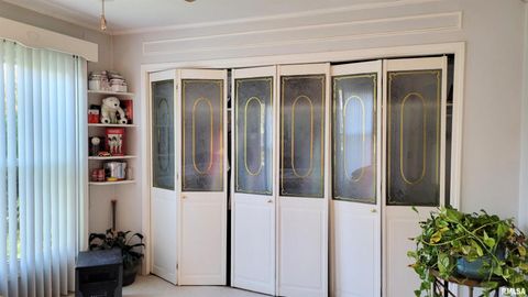 Tiny photo for 202 Westernaire Drive, Marion, IL 62959 (MLS # EB460584)