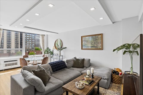 Tiny photo for 1355 N Sandburg Terrace #706D, Chicago, IL 60610 (MLS # 12678250)