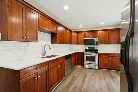 Tiny photo for 540 E 4th Street, Lockport, IL 60441 (MLS # 12481972)