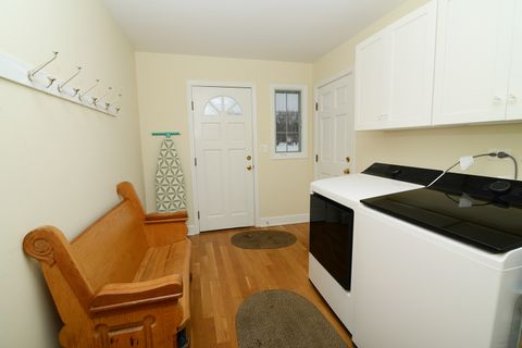 Tiny photo for 178 Bobwhite Court, Bloomingdale, IL 60108 (MLS # 12558435)