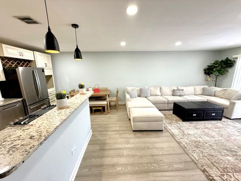 Tiny photo for 8974 N Western Avenue #409, Des Plaines, IL 60016 (MLS # 12498898)