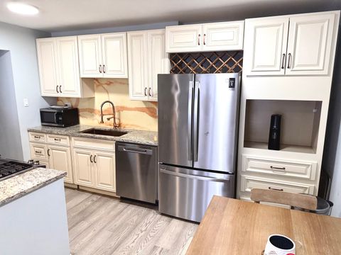 Tiny photo for 8974 N Western Avenue #409, Des Plaines, IL 60016 (MLS # 12498898)