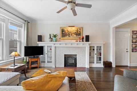 Tiny photo for 1351 W Sunnyside Avenue #2, Chicago, IL 60640 (MLS # 12604371)