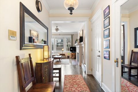 Tiny photo for 1351 W Sunnyside Avenue #2, Chicago, IL 60640 (MLS # 12604371)