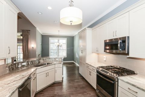 Tiny photo for 6 Sugar Maple Court, Lake In The Hills, IL 60156 (MLS # 12537617)