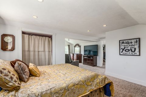 Tiny photo for 716 S DIVISION Street, Carterville, IL 62918 (MLS # 12596677)