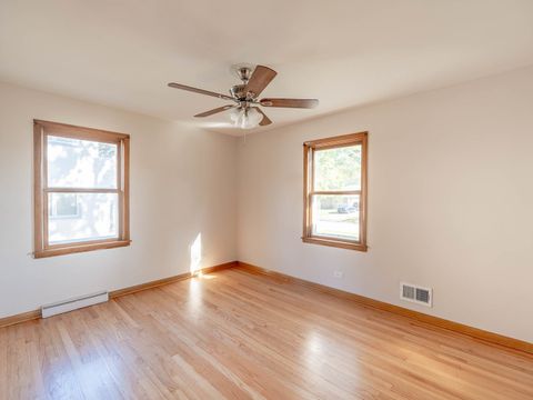 Tiny photo for 2228 High Ridge Parkway, Hillside, IL 60162 (MLS # 12496557)