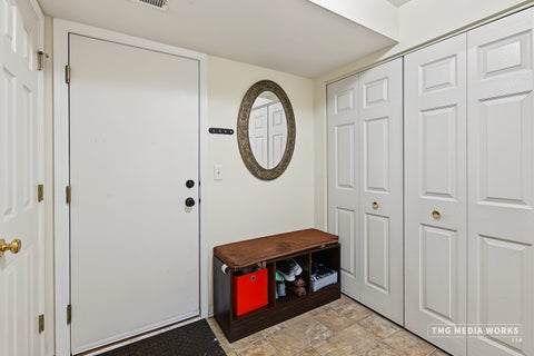 Tiny photo for 815 Lewisburg Lane, Aurora, IL 60504 (MLS # 12764144)