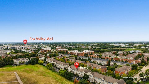 Tiny photo for 815 Lewisburg Lane, Aurora, IL 60504 (MLS # 12764144)
